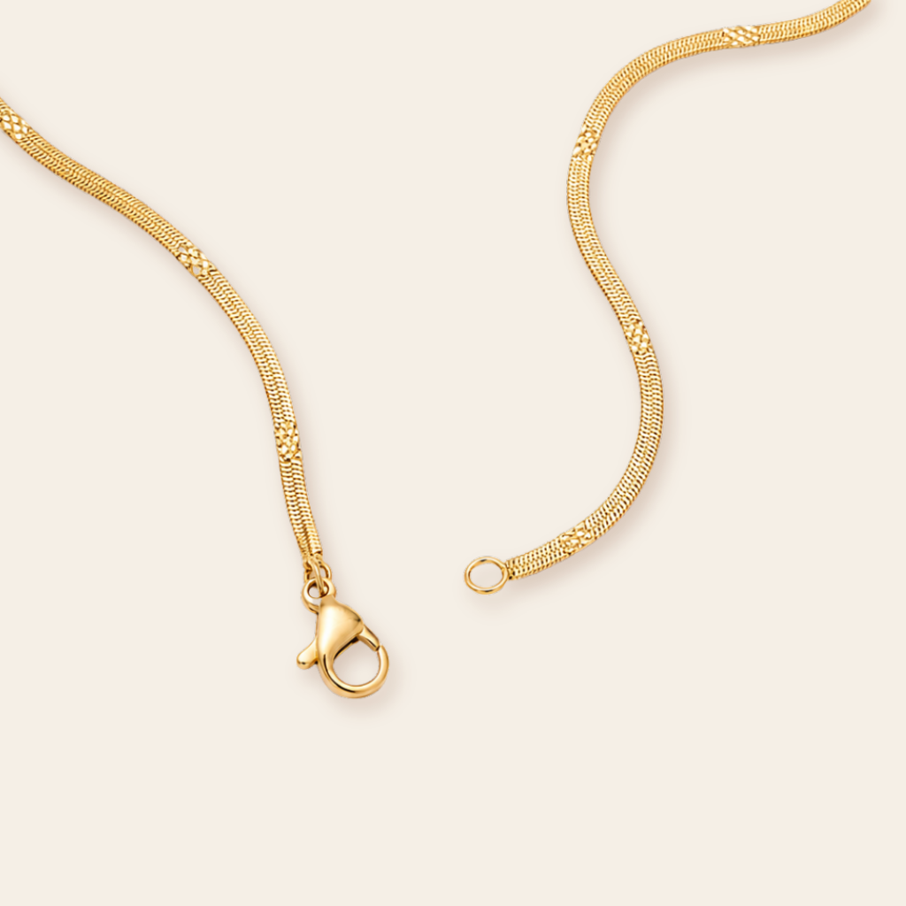 Stella Chain Necklace